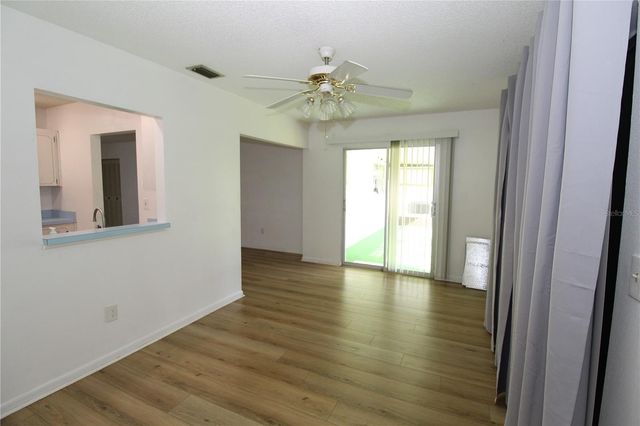 707 HUXLEY PLACE 7, Sun City Center, FL 33573