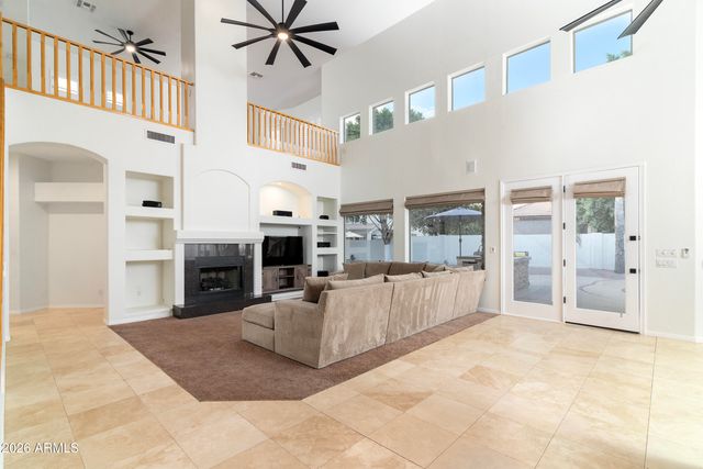 1252 E SHAMROCK Street, Gilbert, AZ 85295