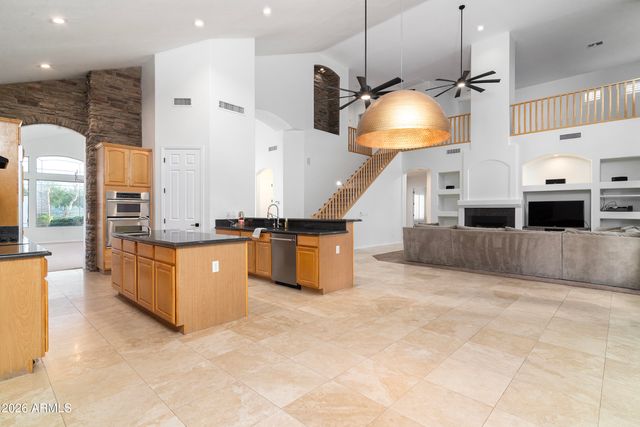 1252 E SHAMROCK Street, Gilbert, AZ 85295