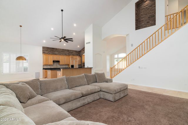 1252 E SHAMROCK Street, Gilbert, AZ 85295
