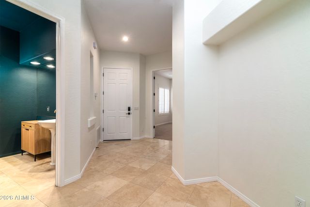 1252 E SHAMROCK Street, Gilbert, AZ 85295