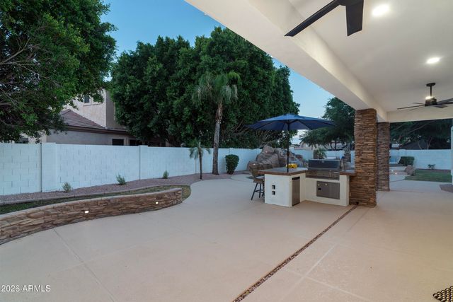 1252 E SHAMROCK Street, Gilbert, AZ 85295