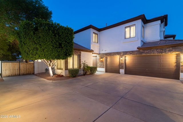 1252 E SHAMROCK Street, Gilbert, AZ 85295