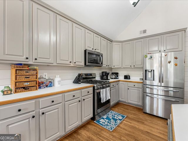 4245 Mahall Court NW, Kennesaw, GA 30144