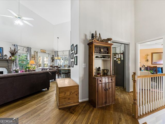 4245 Mahall Court NW, Kennesaw, GA 30144