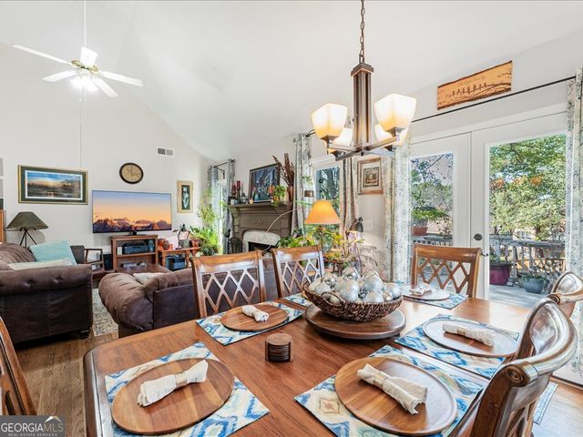 4245 Mahall Court NW, Kennesaw, GA 30144