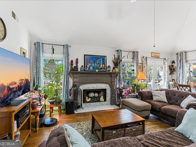 4245 Mahall Court NW, Kennesaw, GA 30144