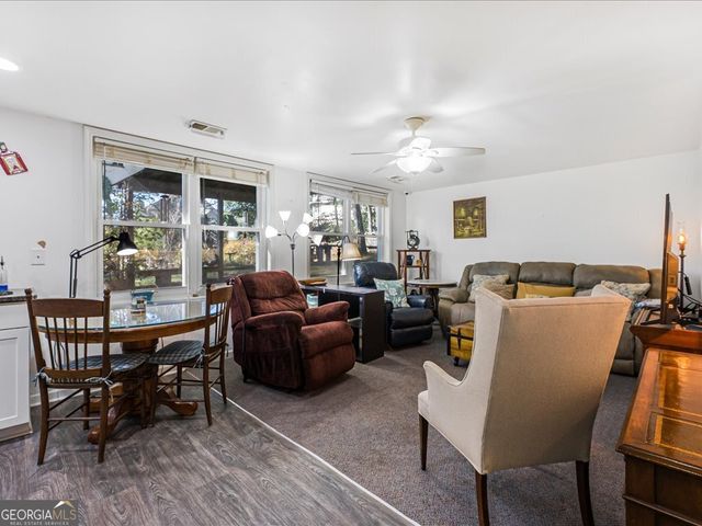 4245 Mahall Court NW, Kennesaw, GA 30144