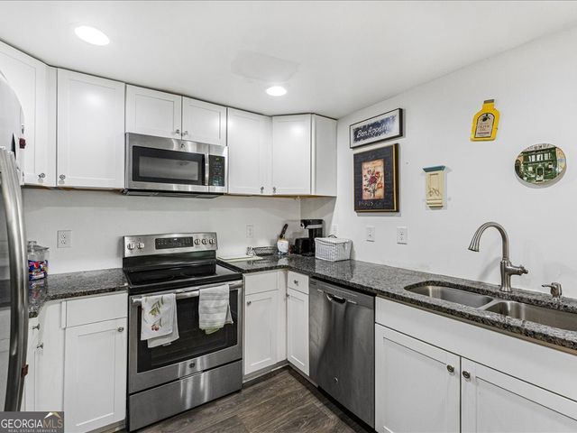 4245 Mahall Court NW, Kennesaw, GA 30144