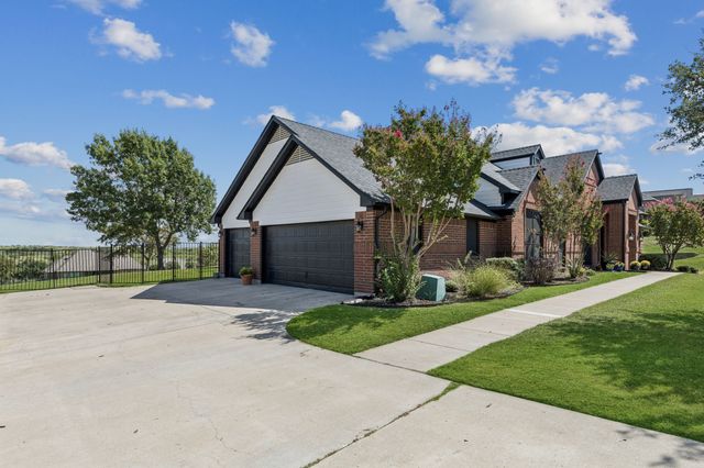 10500 Los Rios Drive, Fort Worth, TX 76179