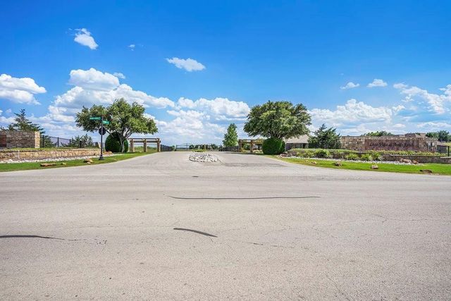 10500 Los Rios Drive, Fort Worth, TX 76179