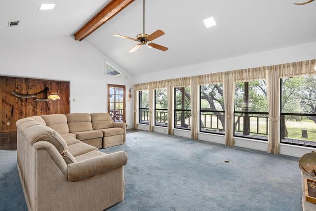 119 E Pecan Valley Rd, Center Point, TX 78010