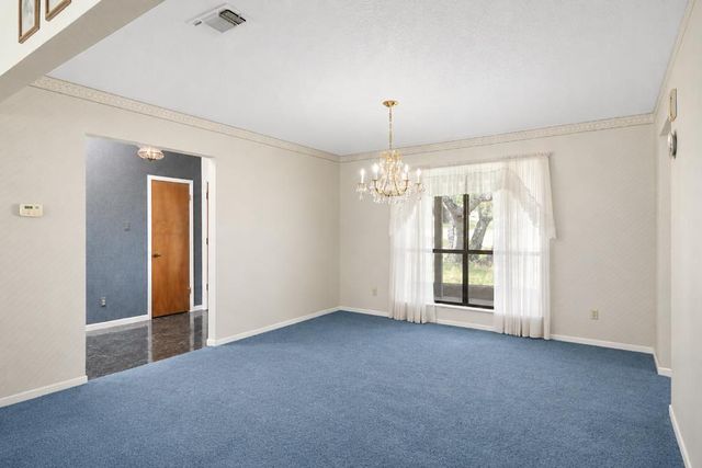 119 E Pecan Valley Rd, Center Point, TX 78010