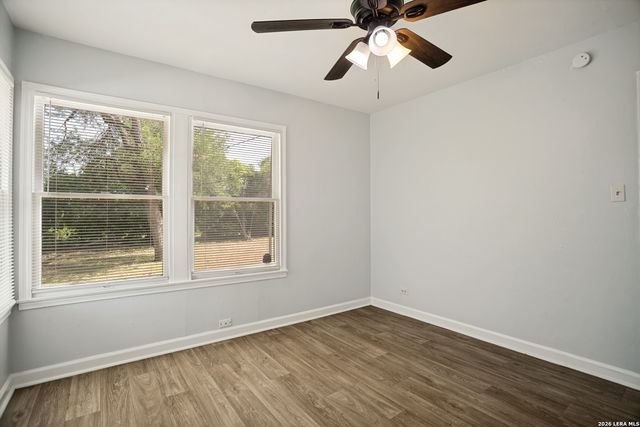 2514 WAVERLY AVE, San Antonio, TX 78228