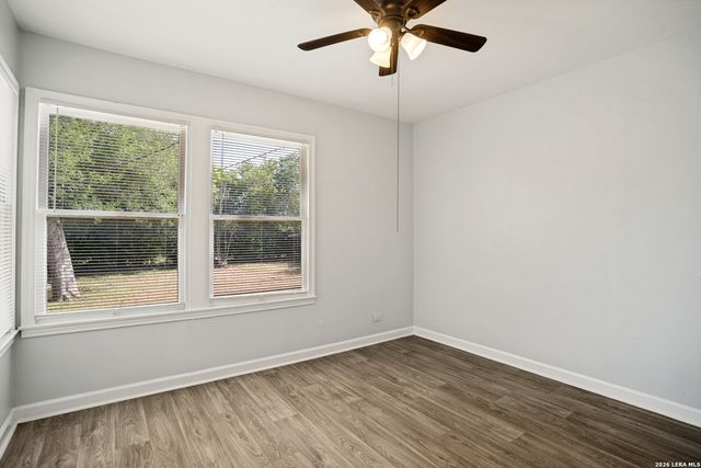 2514 WAVERLY AVE, San Antonio, TX 78228