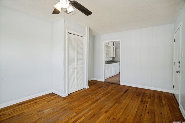 2514 WAVERLY AVE, San Antonio, TX 78228