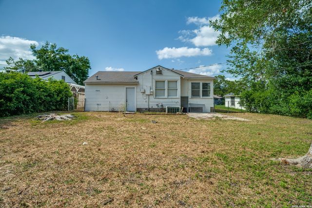 2514 WAVERLY AVE, San Antonio, TX 78228