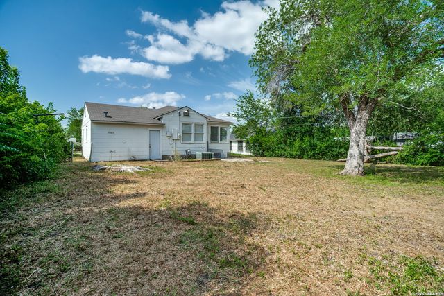 2514 WAVERLY AVE, San Antonio, TX 78228