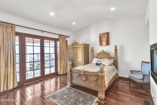 41 Sun Point Lane, El Paso, TX 79912