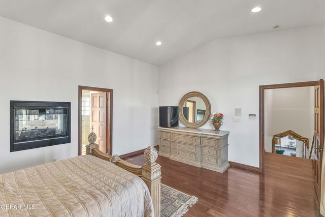 41 Sun Point Lane, El Paso, TX 79912