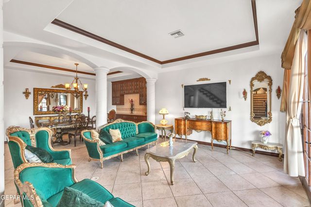 41 Sun Point Lane, El Paso, TX 79912