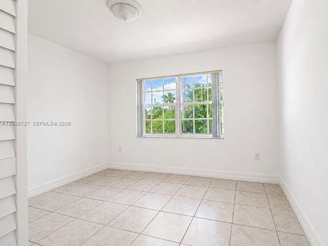 2831 SW 21st St 2831, Miami, FL 33145