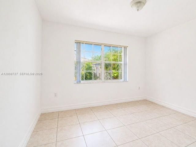 2831 SW 21st St 2831, Miami, FL 33145