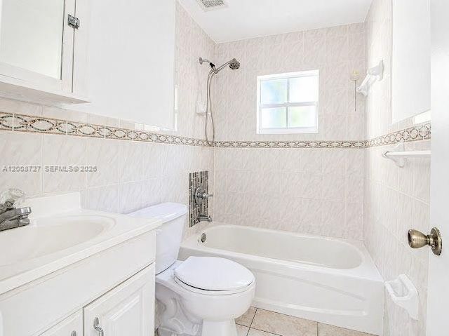 2831 SW 21st St 2831, Miami, FL 33145