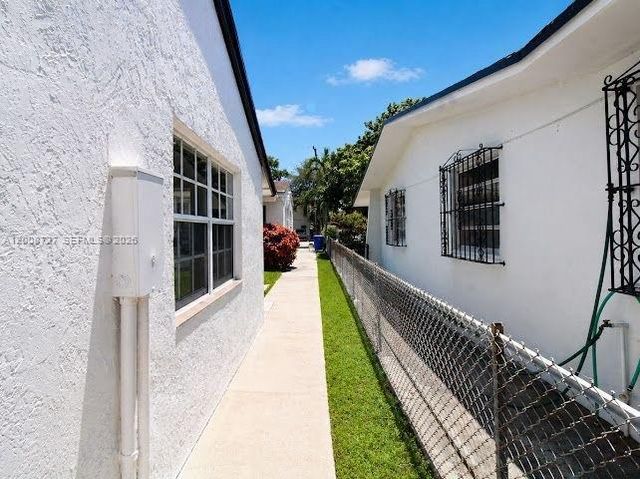 2831 SW 21st St 2831, Miami, FL 33145