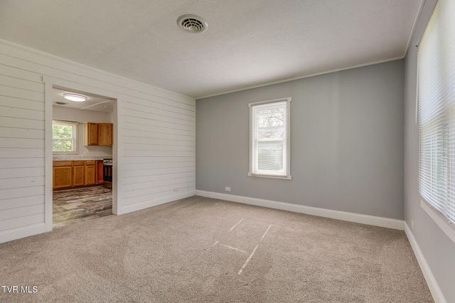 541 Free Hill Road, Gray, TN 37615