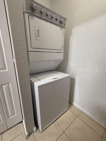 3561 Forest Hill Boulevard, Palm Springs, FL 33406