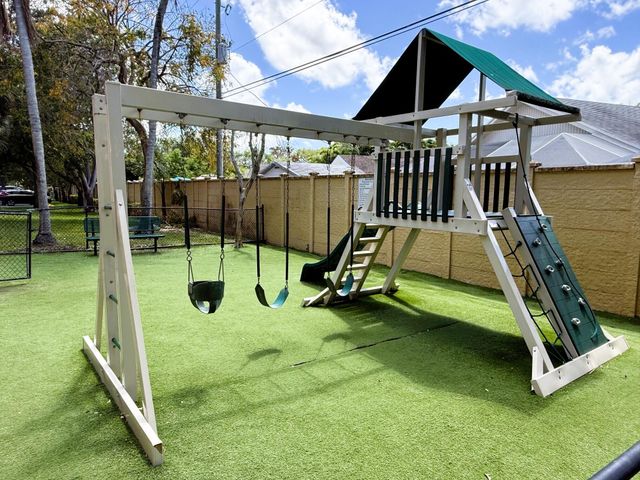 3561 Forest Hill Boulevard, Palm Springs, FL 33406