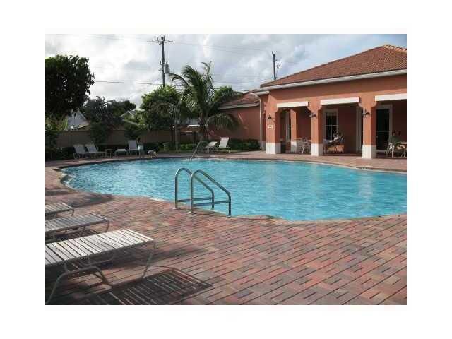 3561 Forest Hill Boulevard, Palm Springs, FL 33406