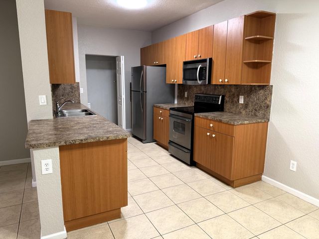 3561 Forest Hill Boulevard, Palm Springs, FL 33406