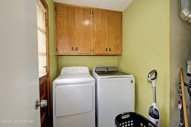 3114 Sudbury Ln, Louisville, KY 40220