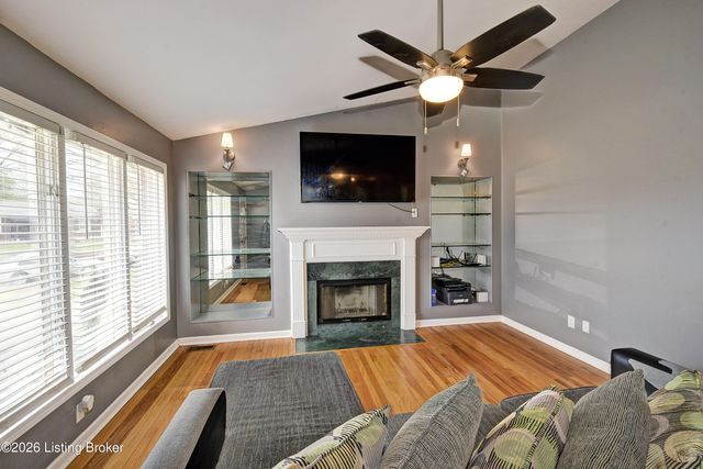 3114 Sudbury Ln, Louisville, KY 40220