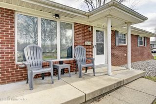 3114 Sudbury Ln, Louisville, KY 40220