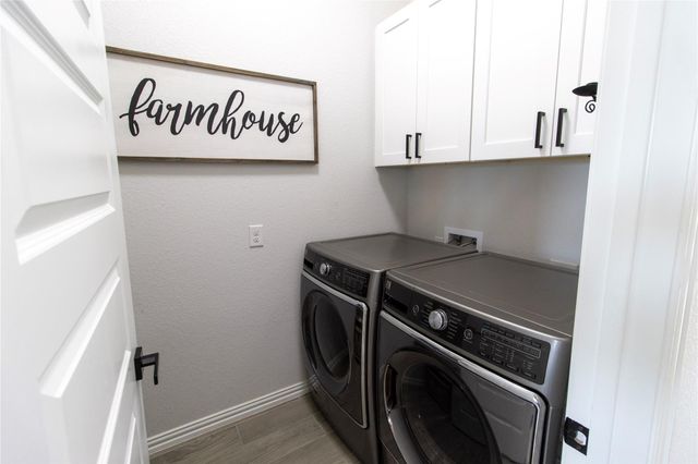 8011 Flintlock CIR, Lago Vista, TX 78645