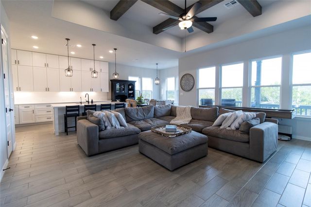 8011 Flintlock CIR, Lago Vista, TX 78645