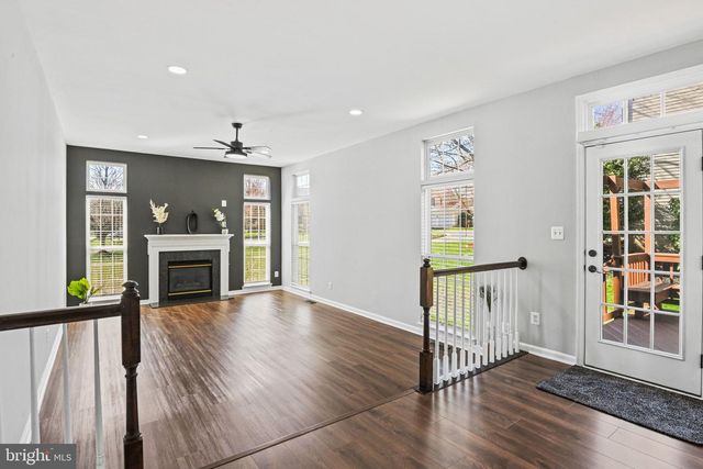 20733 RAINSBORO DR, Ashburn, VA 20147