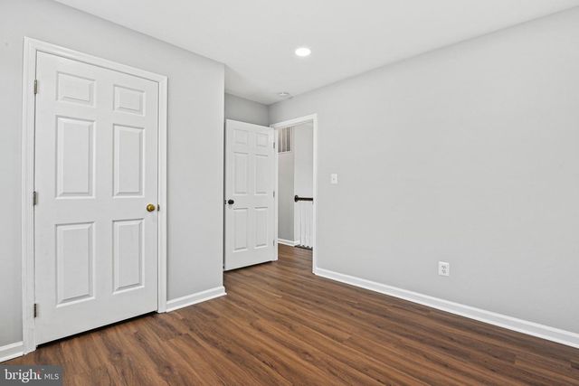 20733 RAINSBORO DR, Ashburn, VA 20147