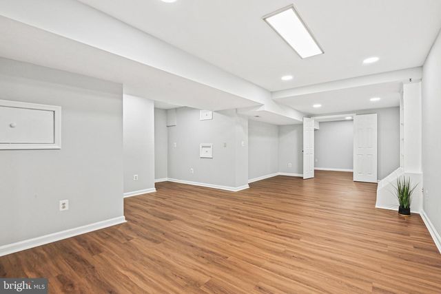 20733 RAINSBORO DR, Ashburn, VA 20147