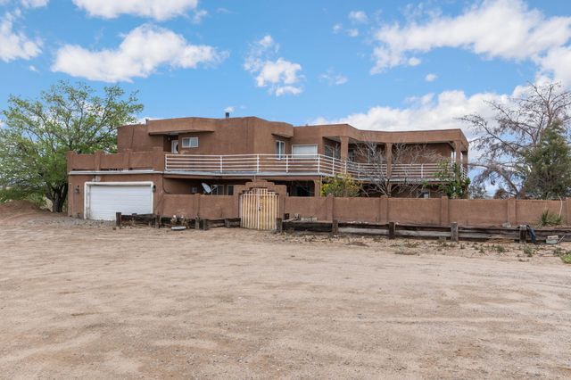 5801 Northview Lane NW, Albuquerque, NM 87120