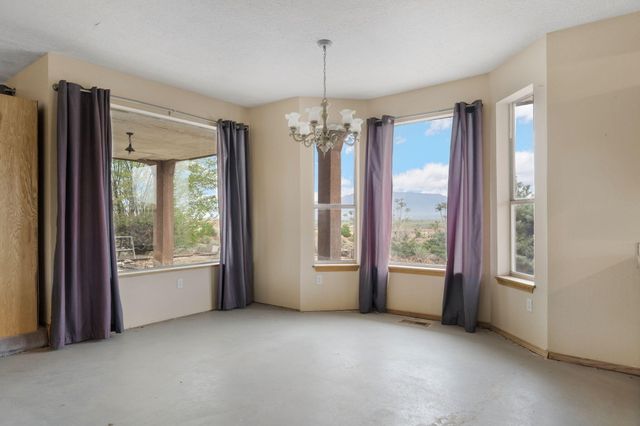 5801 Northview Lane NW, Albuquerque, NM 87120