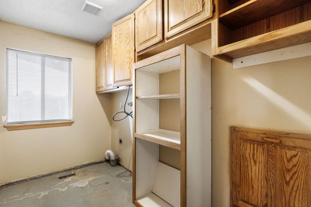 5801 Northview Lane NW, Albuquerque, NM 87120