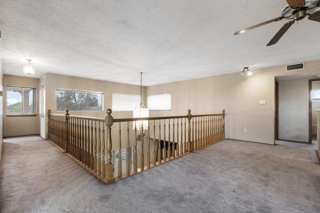 5801 Northview Lane NW, Albuquerque, NM 87120