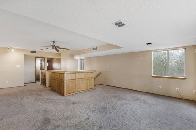 5801 Northview Lane NW, Albuquerque, NM 87120