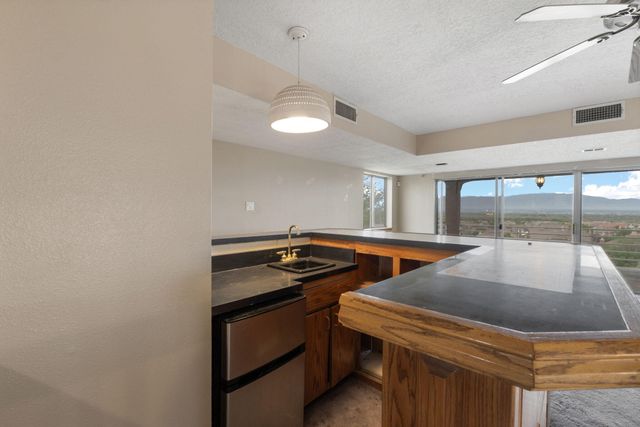 5801 Northview Lane NW, Albuquerque, NM 87120