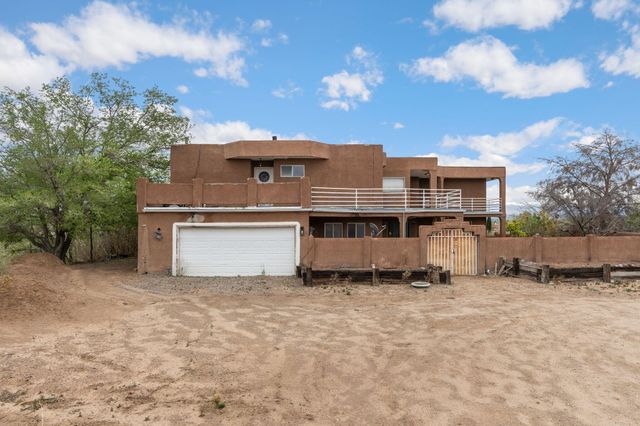 5801 Northview Lane NW, Albuquerque, NM 87120