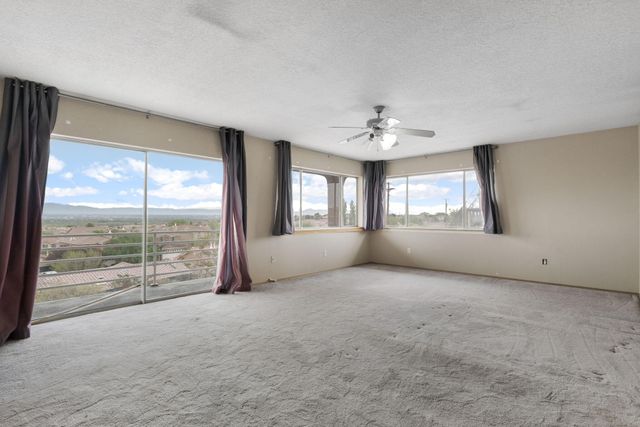 5801 Northview Lane NW, Albuquerque, NM 87120